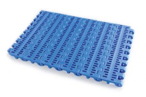 tapis modulaire bleu perforé